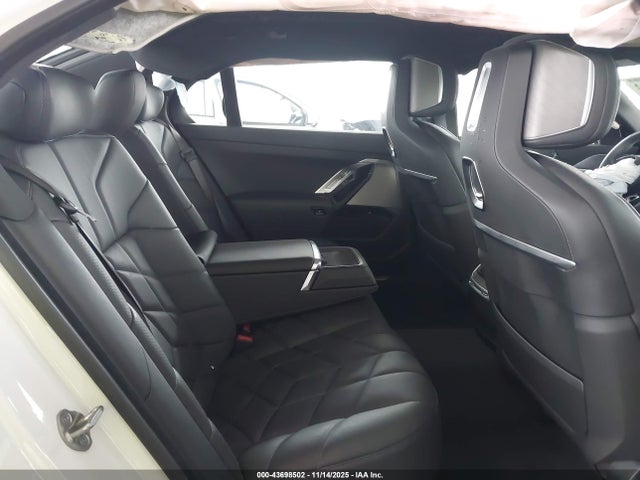 2023 BMW 740 WBA23EH01PCL47313 Photo 7