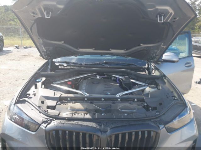 2024 BMW X5 5UX13EU07R9V80745 Photo 9
