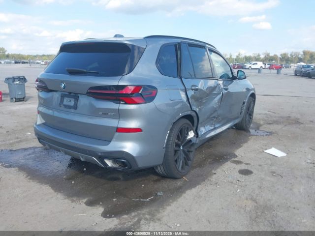 2024 BMW X5 5UX13EU07R9V80745 Photo 3