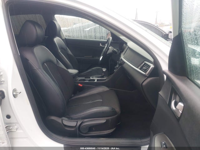 5XXGT4L31KG282363 KIA Optima S