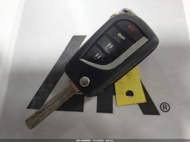 2019 TOYOTA CAMRY 4T1B11HK0KU681799 Photo 10