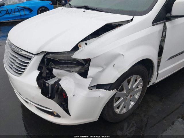 2014 CHRYSLER TOWN & COUNTRY 2C4RC1BG2ER211714 Photo 5