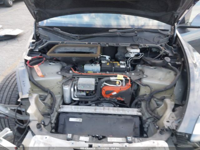 2021 TESLA MODEL Y 5YJYGAEE8MF192669 Photo 9