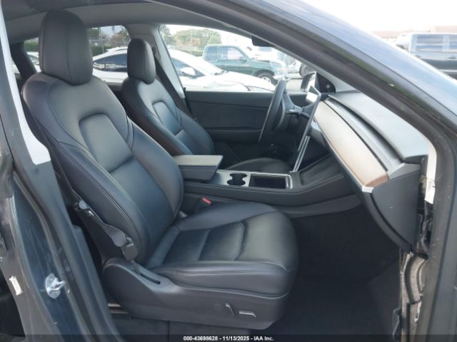 2021 TESLA MODEL Y 5YJYGAEE8MF192669 Photo 4