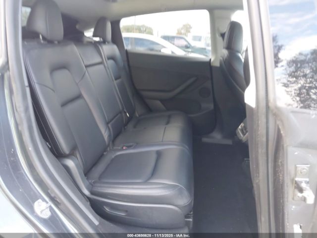 2021 TESLA MODEL Y 5YJYGAEE8MF192669 Photo 7