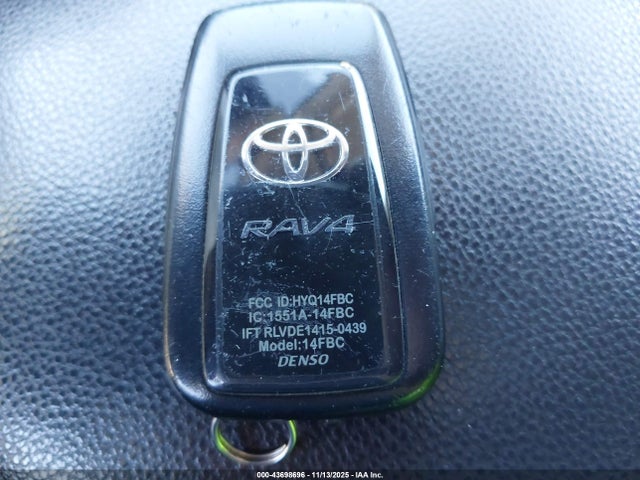 2021 Toyota Rav4 Xle მანქანა იყიდება აუქციონზე, vin: 2T3W1RFV2MC163587, აუქციონის ნომერი: 43698696