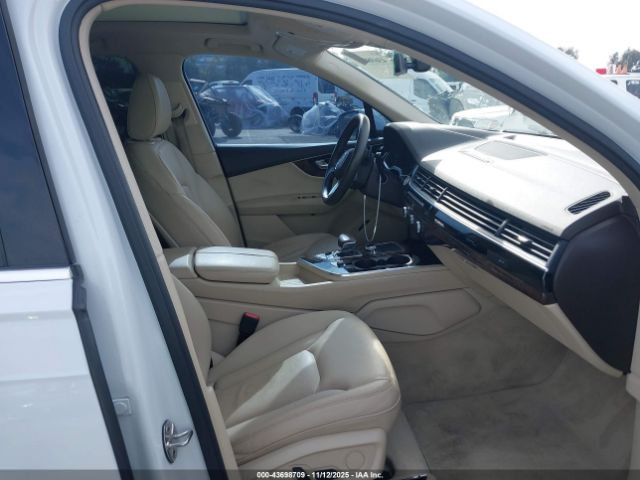 2017 AUDI Q7 WA1LAAF72HD048442 Photo 4