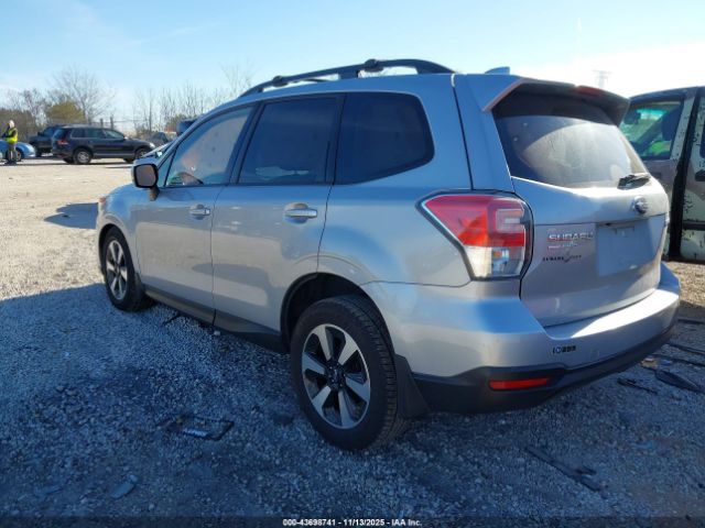 2018 SUBARU FORESTER JF2SJAGC6JH599146 Photo 2