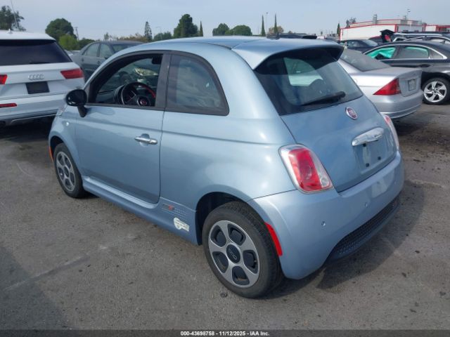 2015 FIAT 500E 3C3CFFGE0FT726120 Photo 2