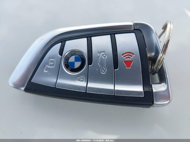 2020 BMW X5 5UXCR6C00L9C49966 Photo 10