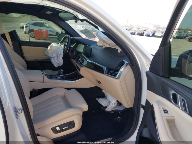 2020 BMW X5 5UXCR6C00L9C49966 Photo 4