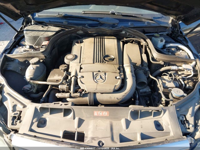 43698817 :رقم المزاد ، WDDGF4HB6DA850053 vin ، 2013 Mercedes-benz C 250 Luxury/sport مزاد بيع