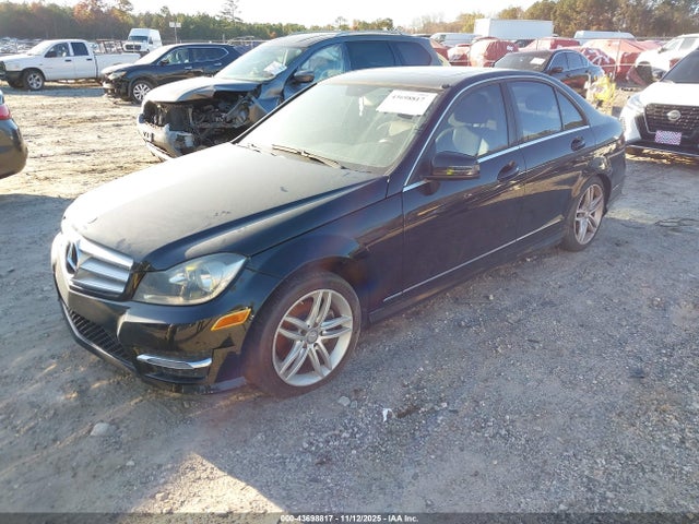 43698817 :رقم المزاد ، WDDGF4HB6DA850053 vin ، 2013 Mercedes-benz C 250 Luxury/sport مزاد بيع