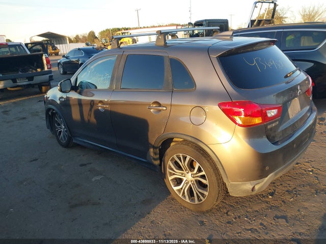2017 MITSUBISHI OUTLANDER SPORT JA4AP3AU2HZ041928 Photo 2