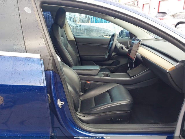 2020 TESLA MODEL 3 5YJ3E1EB4LF647683 Photo 4