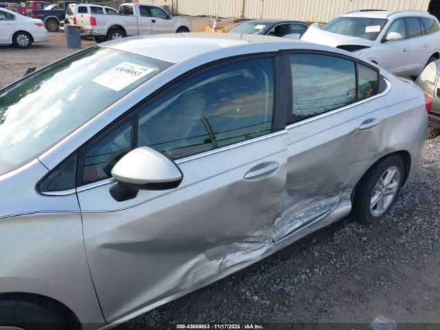 2018 CHEVROLET CRUZE 1G1BE5SM1J7170196 Photo 5