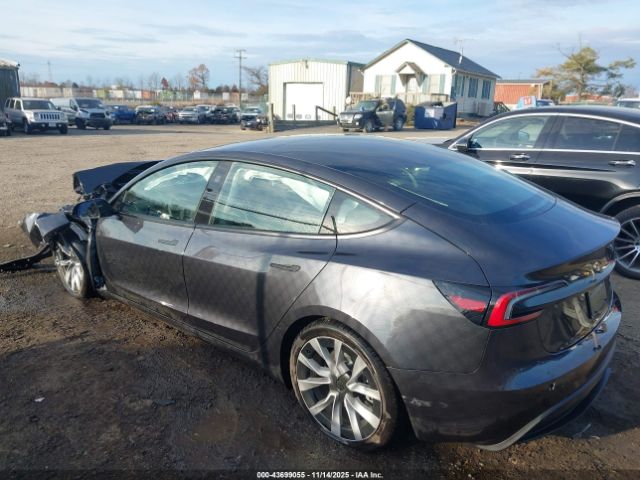 2024 TESLA MODEL 3 5YJ3E1EB5RF827408 Photo 2