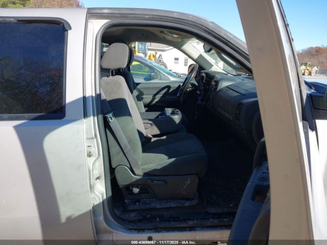 2008 CHEVROLET SILVERADO 1500 2GCEK13MX81148984 Photo 4