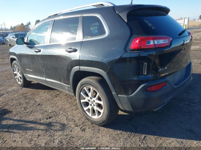 2016 JEEP CHEROKEE 1C4PJMCS3GW218375 Photo 2