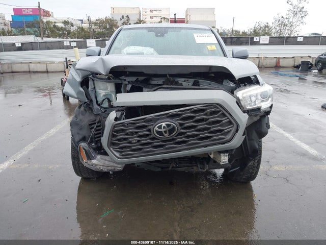 5TFAX5GN5LX184071 Toyota Tacoma Sr5