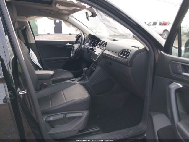 2019 VOLKSWAGEN TIGUAN 3VV2B7AX2KM082001 Photo 4