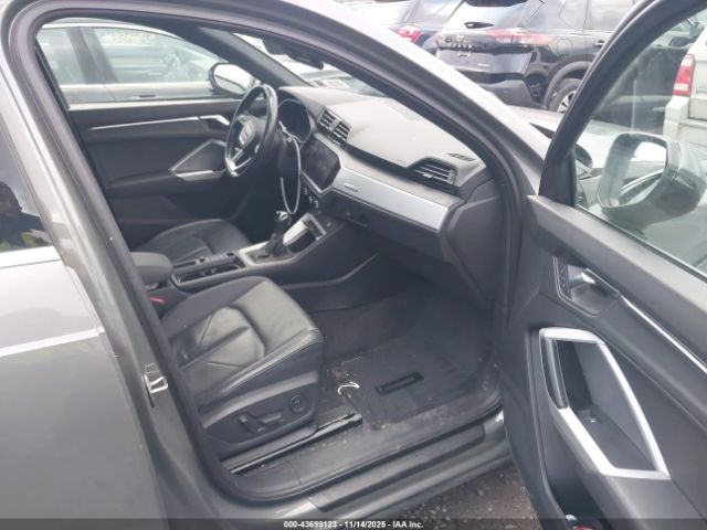 2021 AUDI Q3 WA1AUCF31M1071570 Photo 4