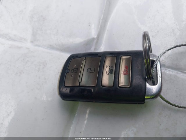 KIA Cadenza Premium 2015 KNALN4D77F5170801 Image 11