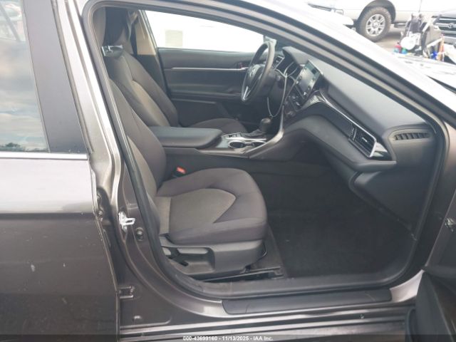 2021 TOYOTA CAMRY 4T1C31AK8MU559235 Photo 4