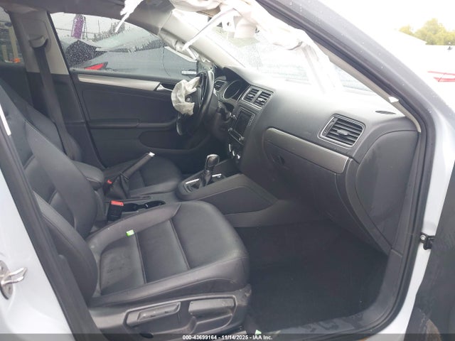 Продаж на аукціоні авто 2017 Volkswagen Jetta 1.4t Se, vin: 3VWDB7AJ6HM273445, номер лоту: 43699164