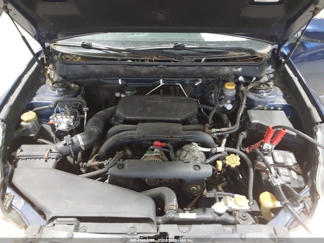 43699203 :رقم المزاد ، 4S4BRBKC6B3352854 vin ، 2011 Subaru Outback 2.5i Limited مزاد بيع