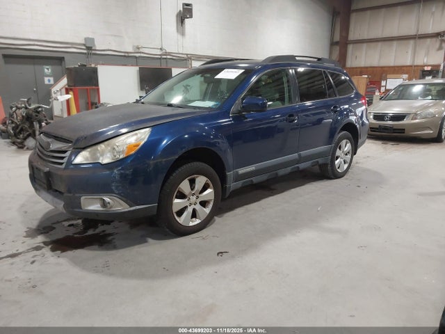 43699203 :رقم المزاد ، 4S4BRBKC6B3352854 vin ، 2011 Subaru Outback 2.5i Limited مزاد بيع