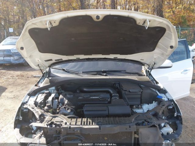 2014 VOLVO S60 YV1612FH4E1287242 Photo 9