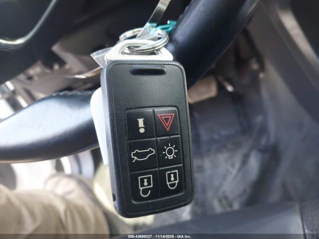 2014 VOLVO S60 YV1612FH4E1287242 Photo 10