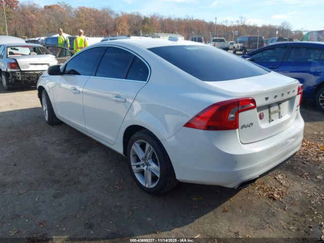 2014 VOLVO S60 YV1612FH4E1287242 Photo 2