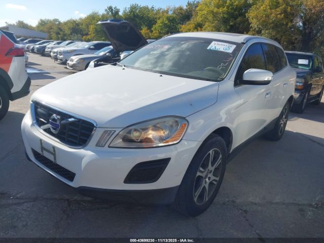 2011 VOLVO XC60 YV4902DZ0B2152733 Photo 1