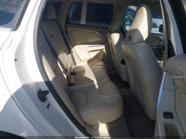 2011 VOLVO XC60 YV4902DZ0B2152733 Photo 7