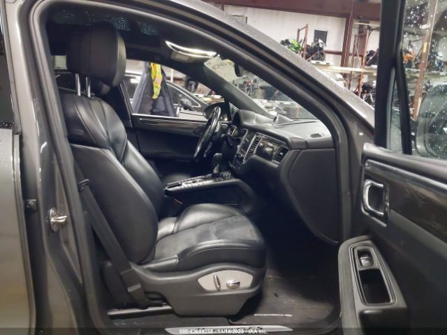 2018 PORSCHE MACAN WP1AG2A52JLB62345 Photo 4