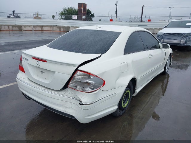 2009 MERCEDES-BENZ CLK 550 WDBTJ72H29F266067 Photo 3