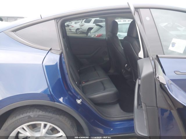 2022 TESLA MODEL Y 7SAYGDEE3NF344718 Photo 7