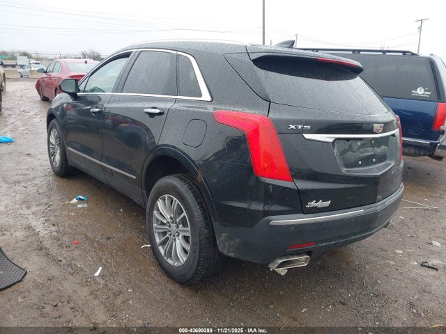 2018 CADILLAC XT5 1GYKNCRS9JZ140779 Photo 2