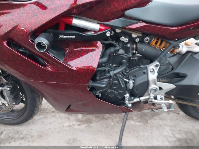 2023 DUCATI SUPERSPORT ZDMVABDSXPB004389 Photo 8