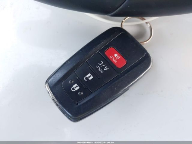 2022 TOYOTA PRIUS PRIME JTDKAMFP5N3200203 Photo 10