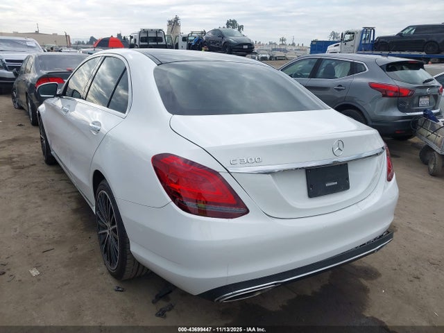 Mercedes-Benz m264 2020 W1KWF8DB7LR594966 Image 3