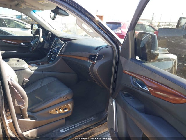 2016 CADILLAC ESCALADE 1GYS4BKJXGR306198 Photo 4