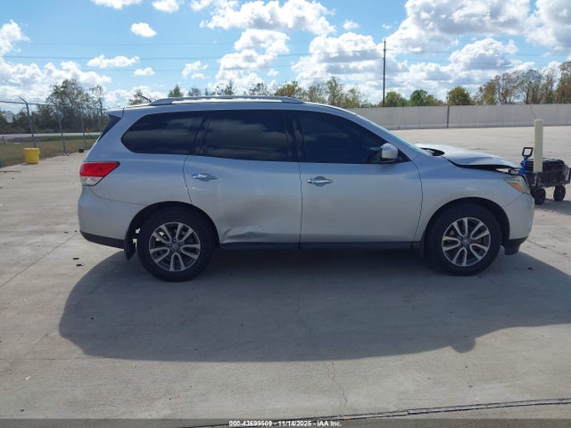 5N1AR2MN6FC669761 Nissan Pathfinder S