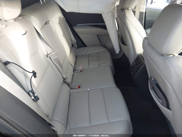 2019 CADILLAC XT4 1GYAZAR46KF110194 Photo 7