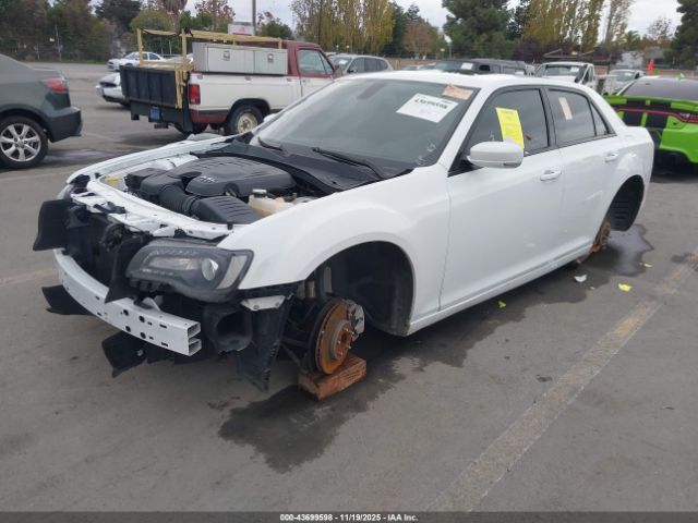 2022 CHRYSLER 300 2C3CCABGXNH167655 Photo 1