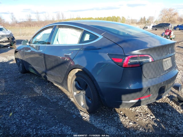 2020 TESLA MODEL 3 5YJ3E1EB0LF588907 Photo 2