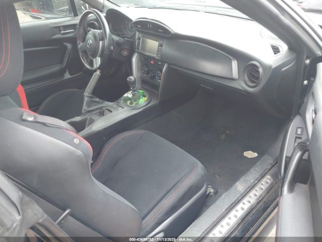 2013 SCION FR-S JF1ZNAA14D1714645 Photo 4