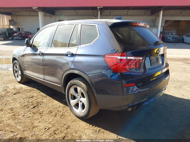 2011 BMW X3 5UXWX5C57BL713603 Photo 2